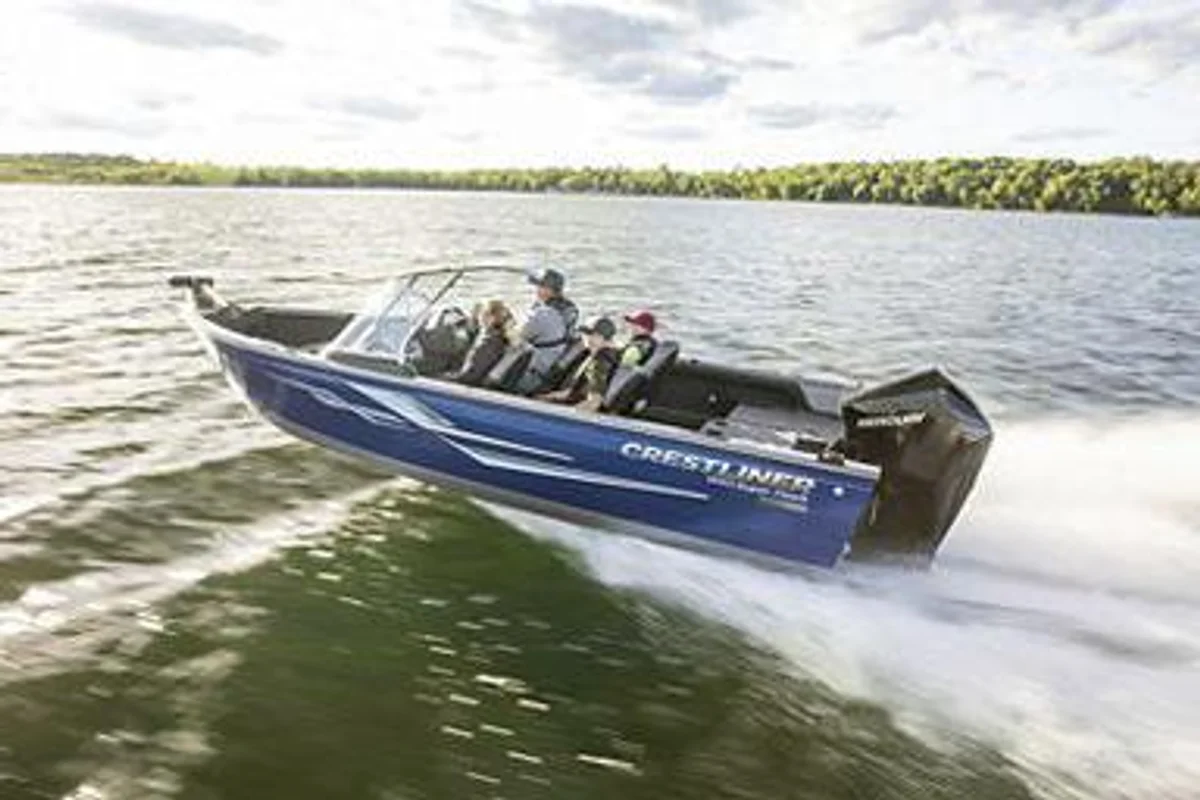 Crestliner 1950 Super Hawk W/ 200HP! 2021 boat specs