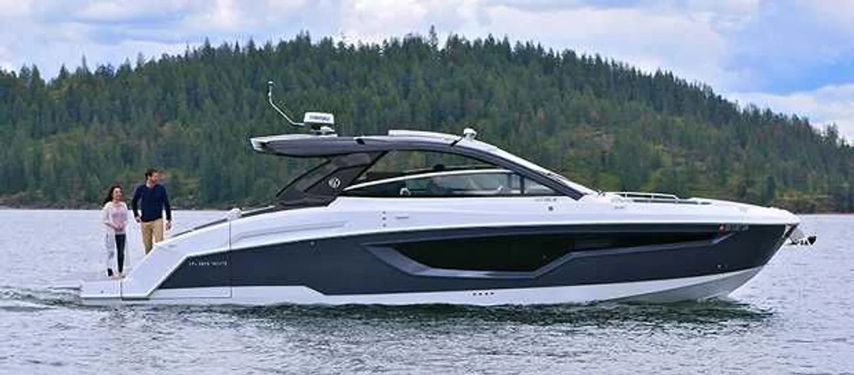 Cruisers Yachts 42 GLS OB 2021 boat specs