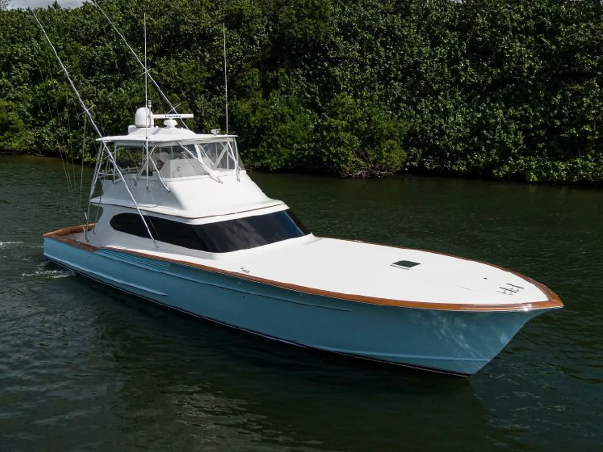 Custom Carolina  61 2008 boat specs