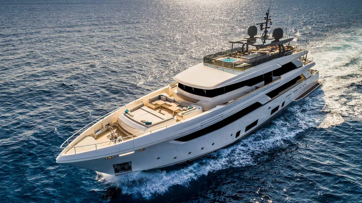 Custom Line Navetta 42 2018 boat specs