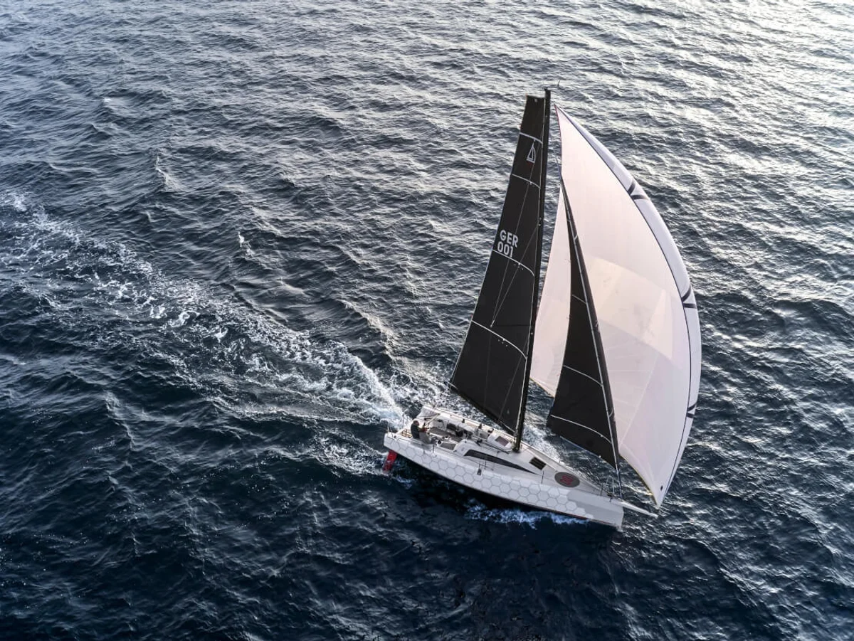 30 One Design Boat Specs
