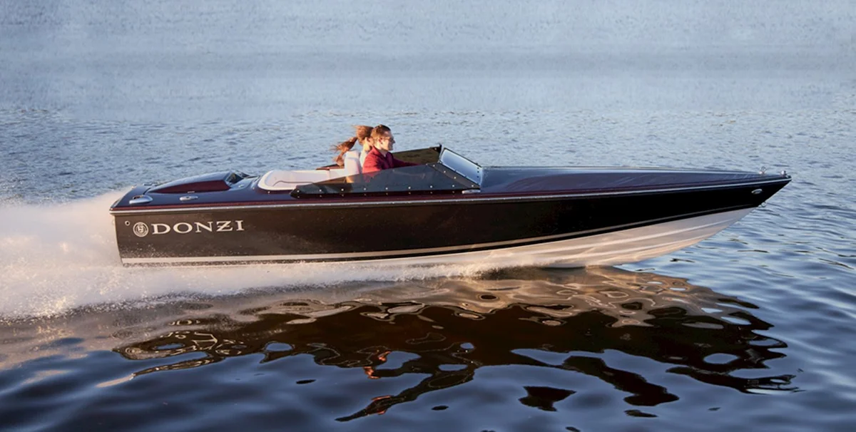 Donzi 22 Classic 2020 boat specs