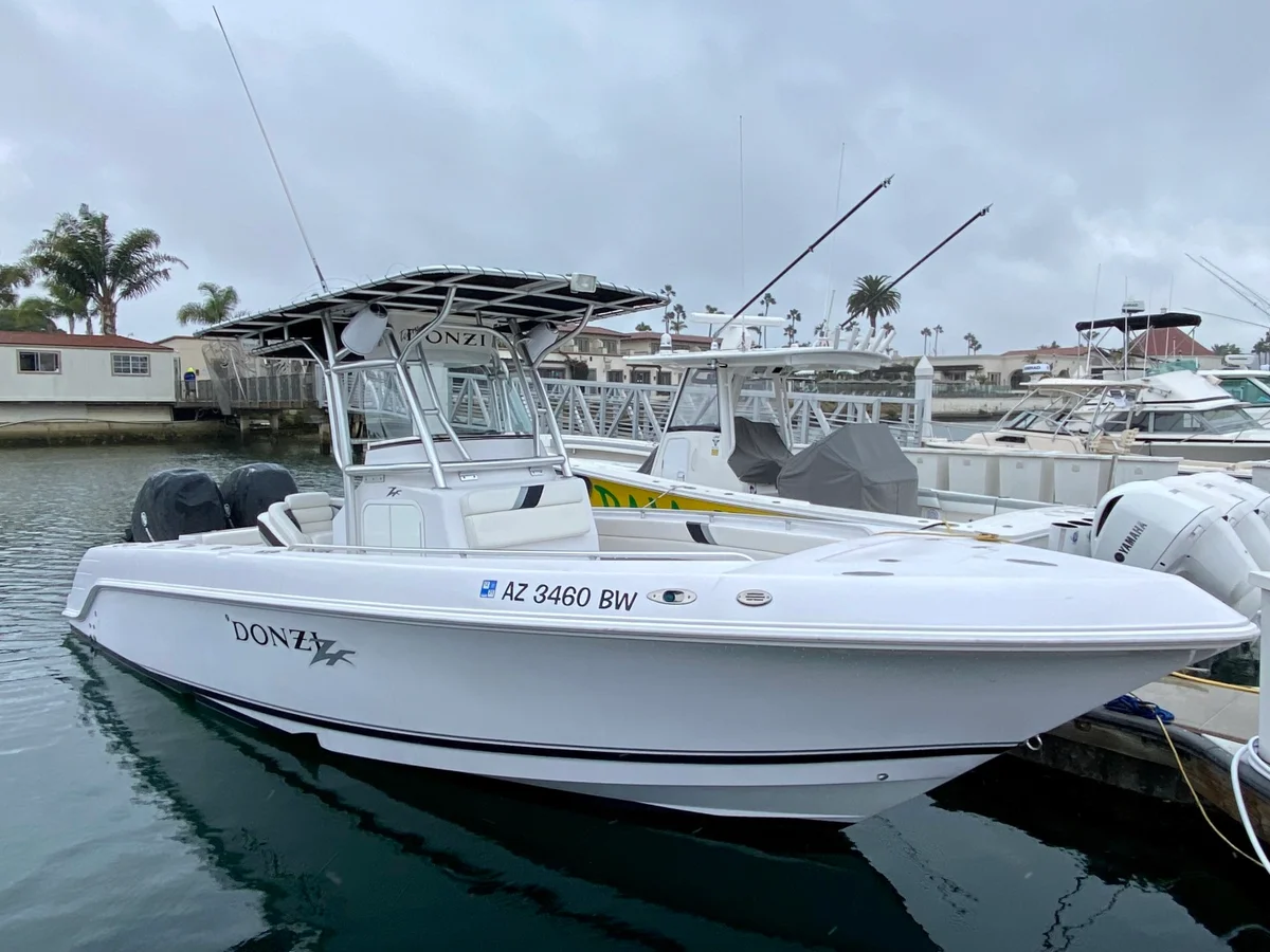 Donzi 26 ZF 2006 boat specs