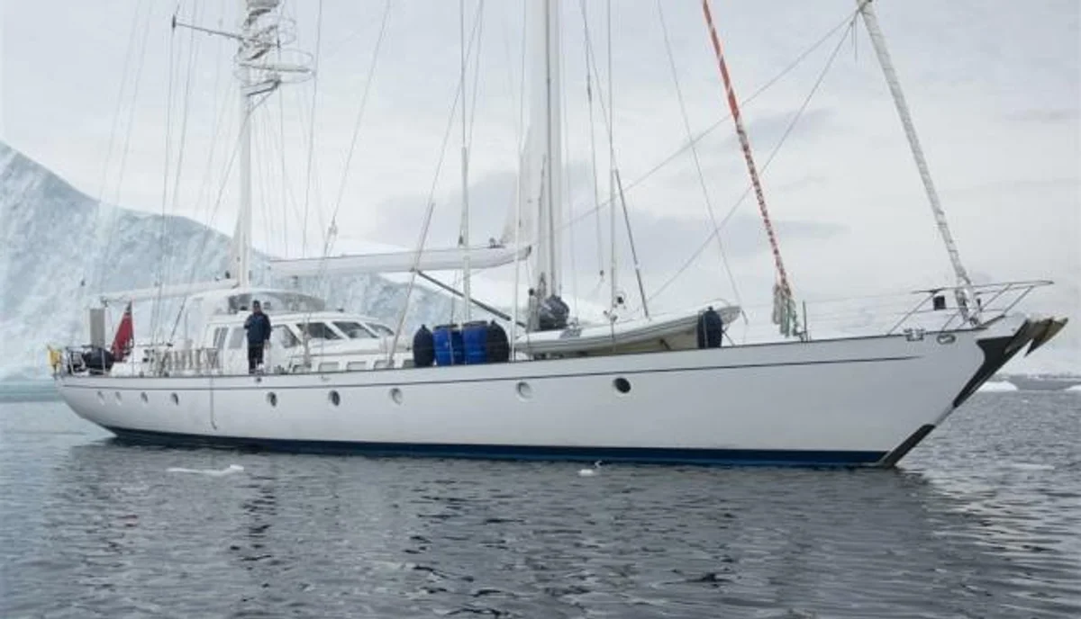 Dubbel & Jesse Dubois 28 m Ketch 1985 boat specs