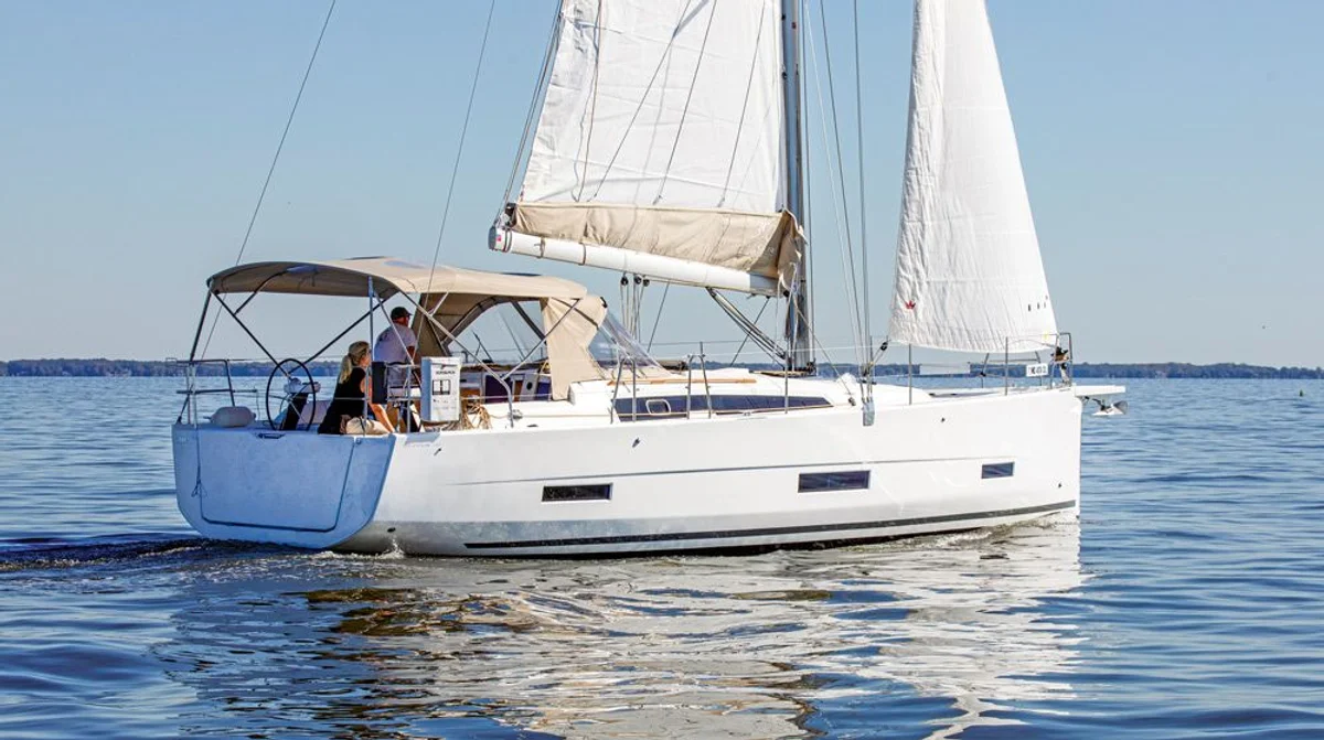 390 Grand Large Boat Specs
