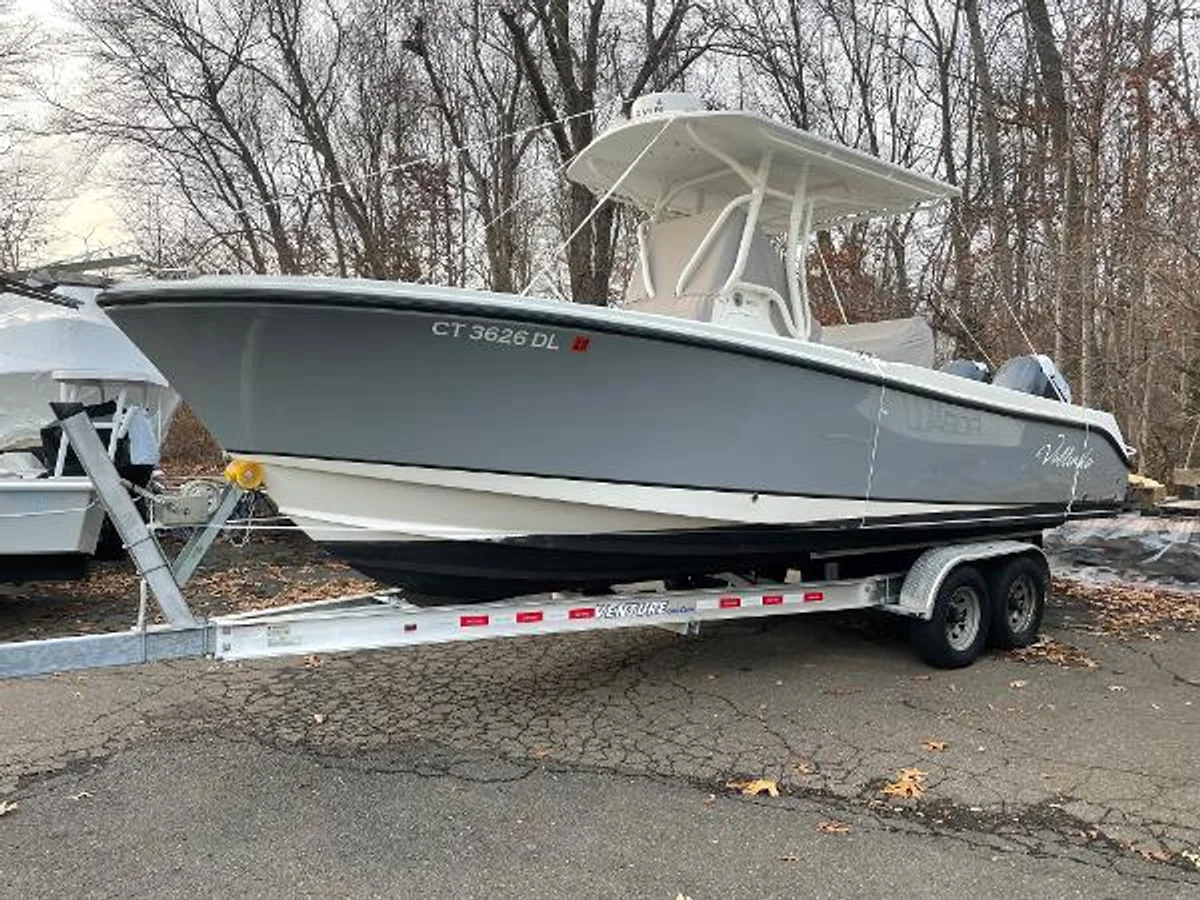 EdgeWater 245 Cc 2011 boat specs