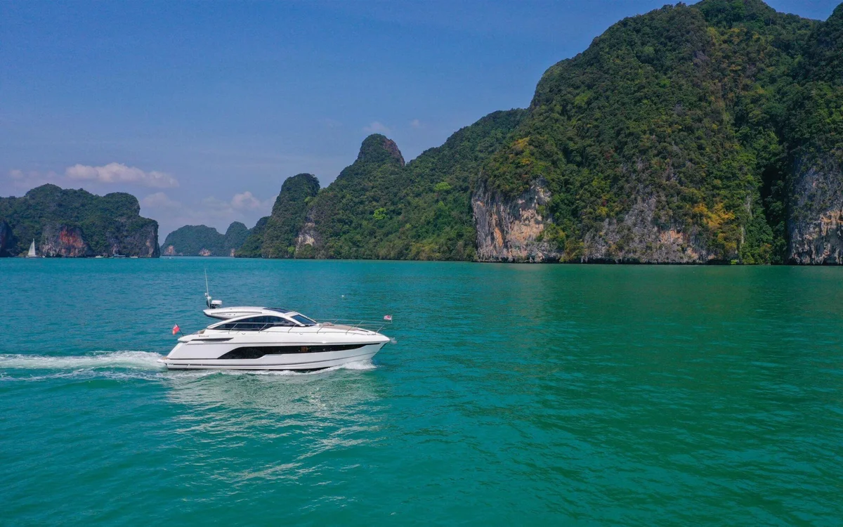 Fairline Targa 45 GT 2025 boat specs