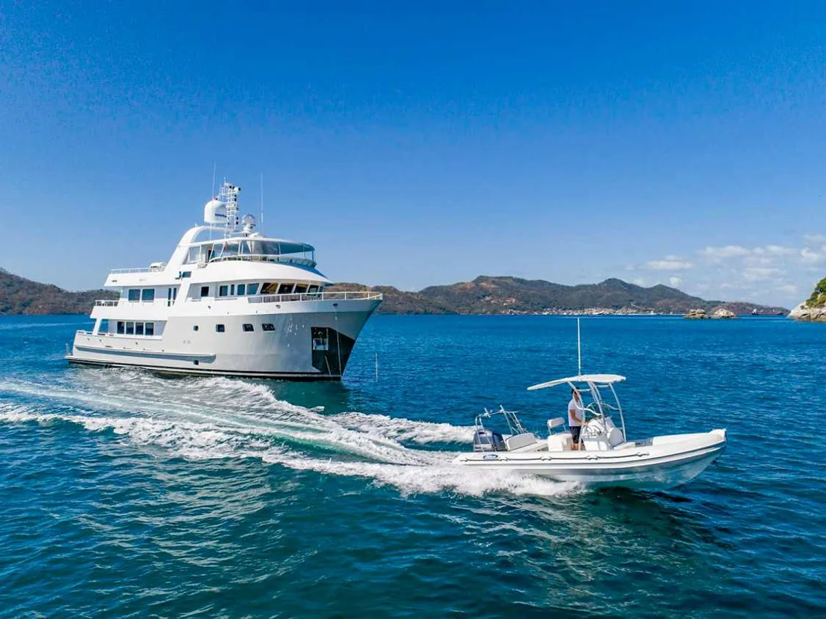 Falcon 650 2019 boat specs
