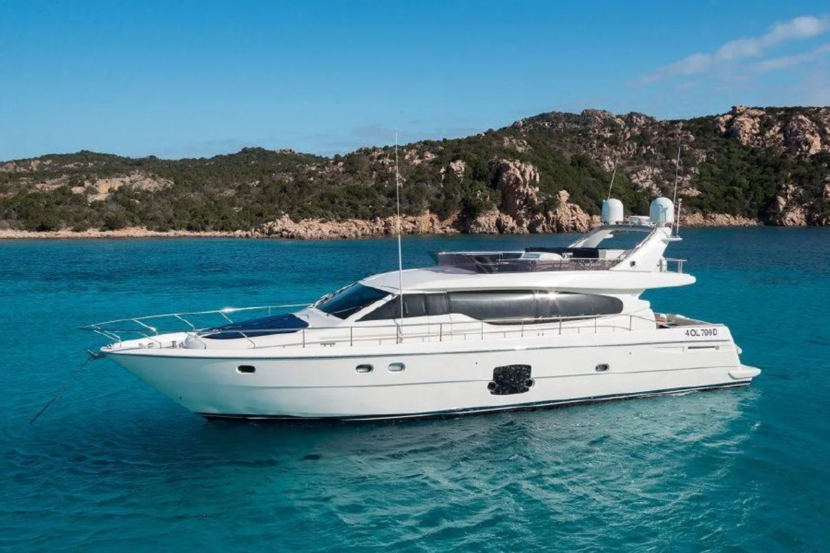 Ferretti Yachts 630 2009 boat specs