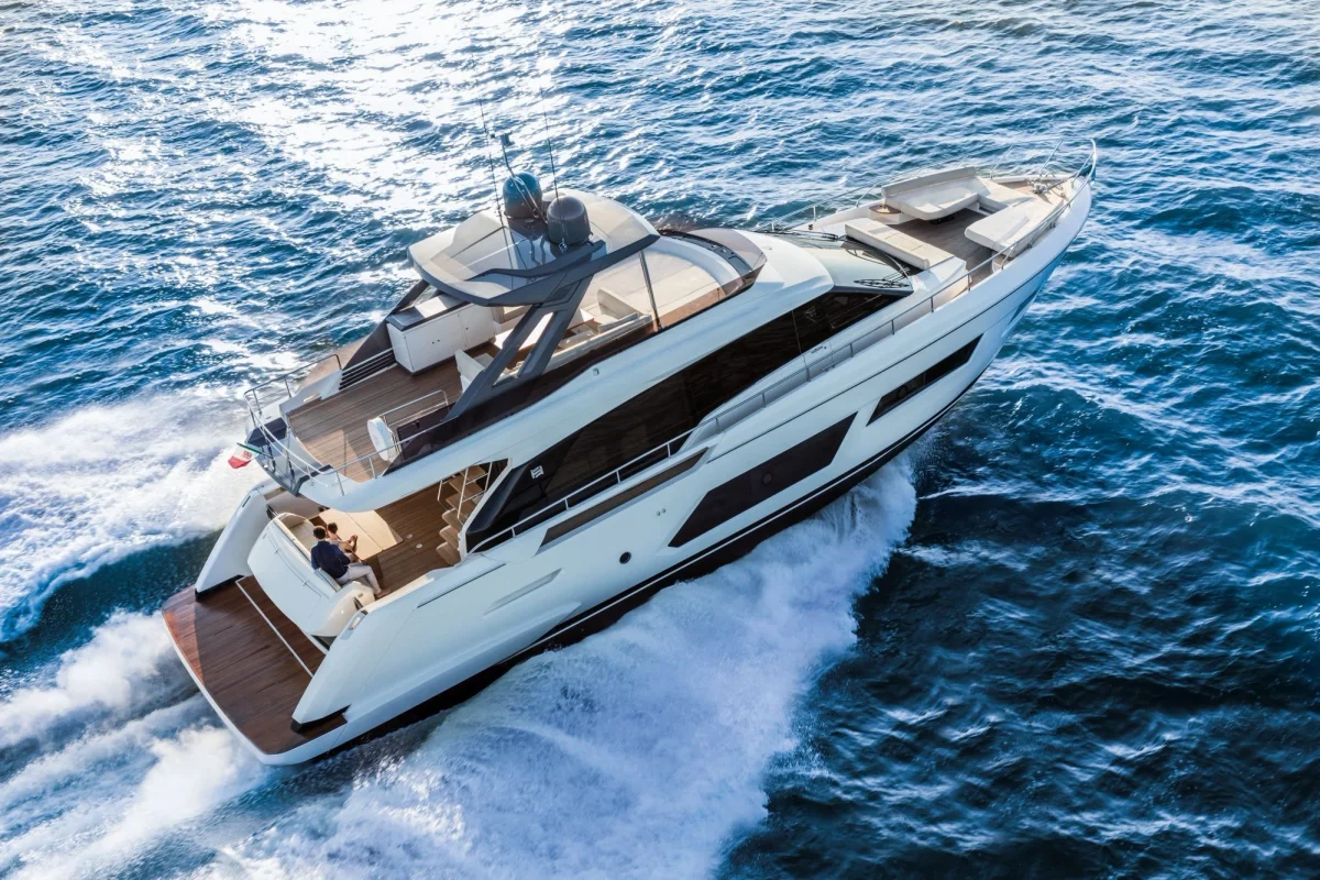 Ferretti Yachts 670 2022 boat specs