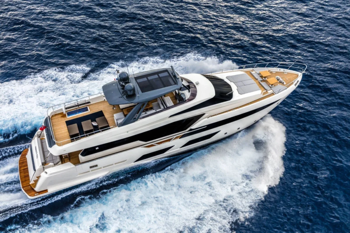 Ferretti Yachts 920 2023 boat specs