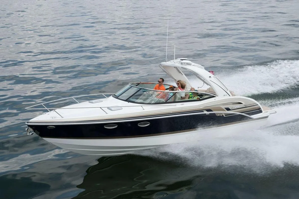 310 Sun Sport Boat Specs