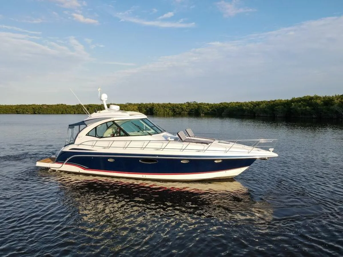 Formula Boats 45 2010 boat specs