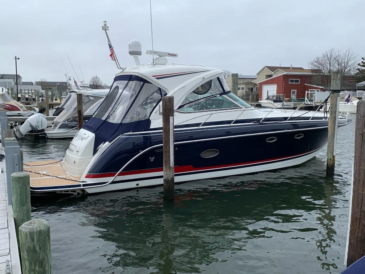 Formula Boats 40 Cruiser Cruiser 2016 boat specs