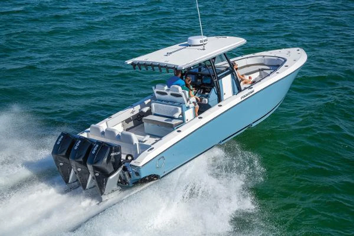 Fountain 34 LS 2021 boat specs