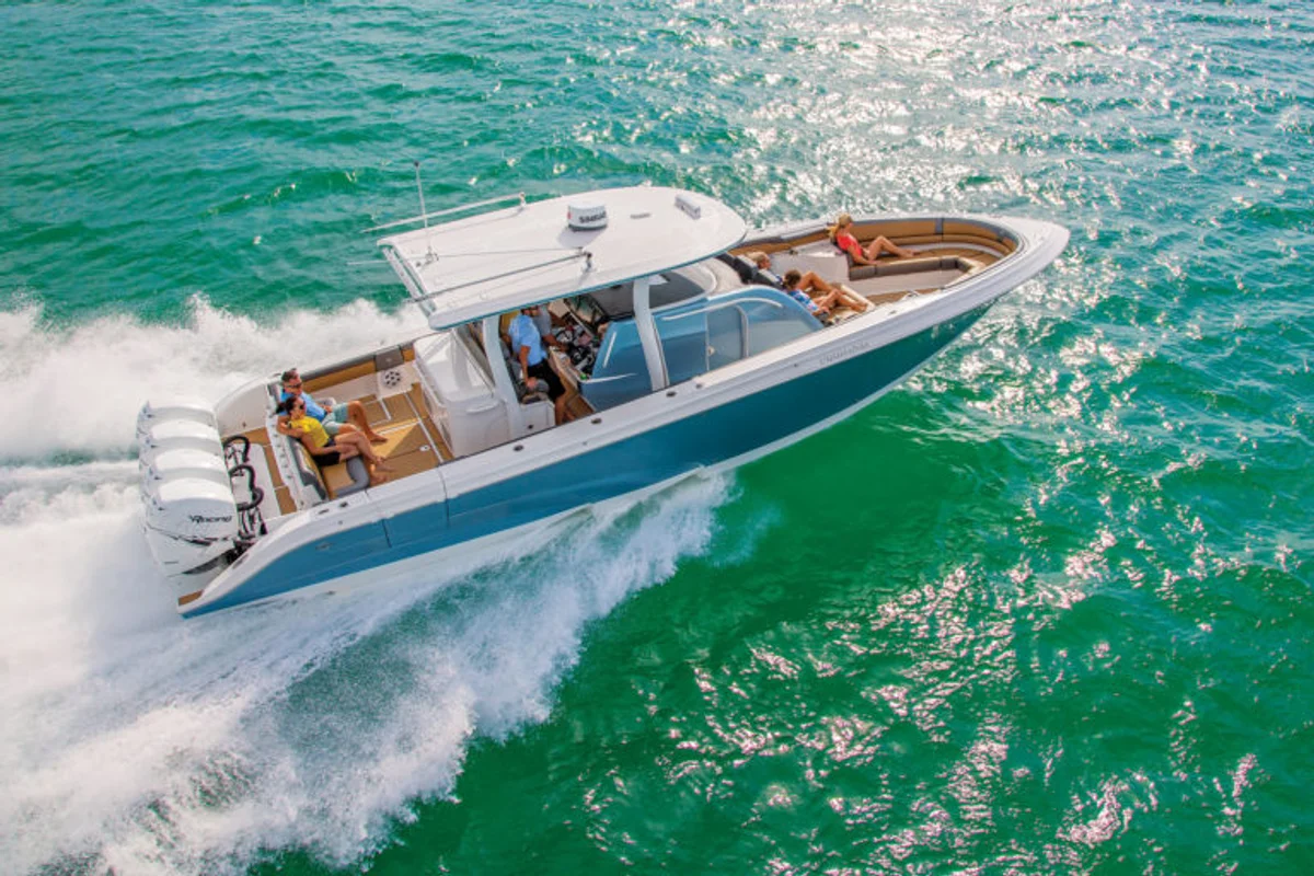 Fountain 43 NX 2020 boat specs