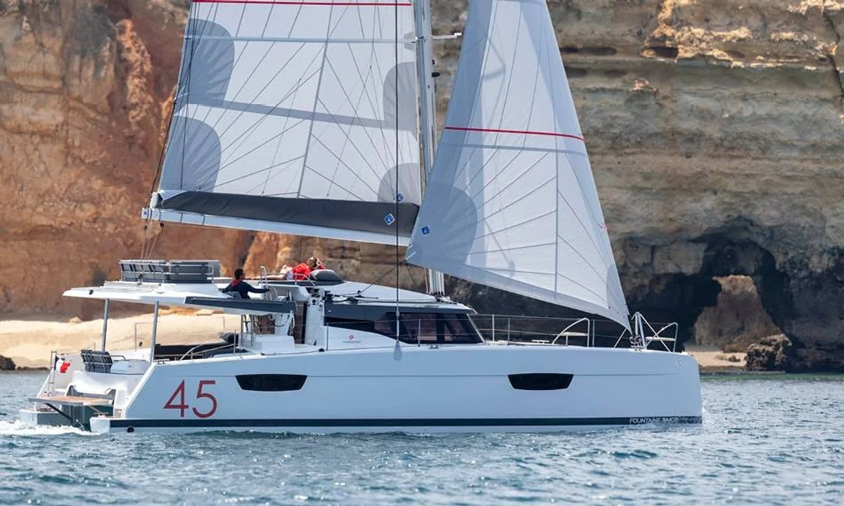 Fountaine Pajot Elba 45 2019 boat specs