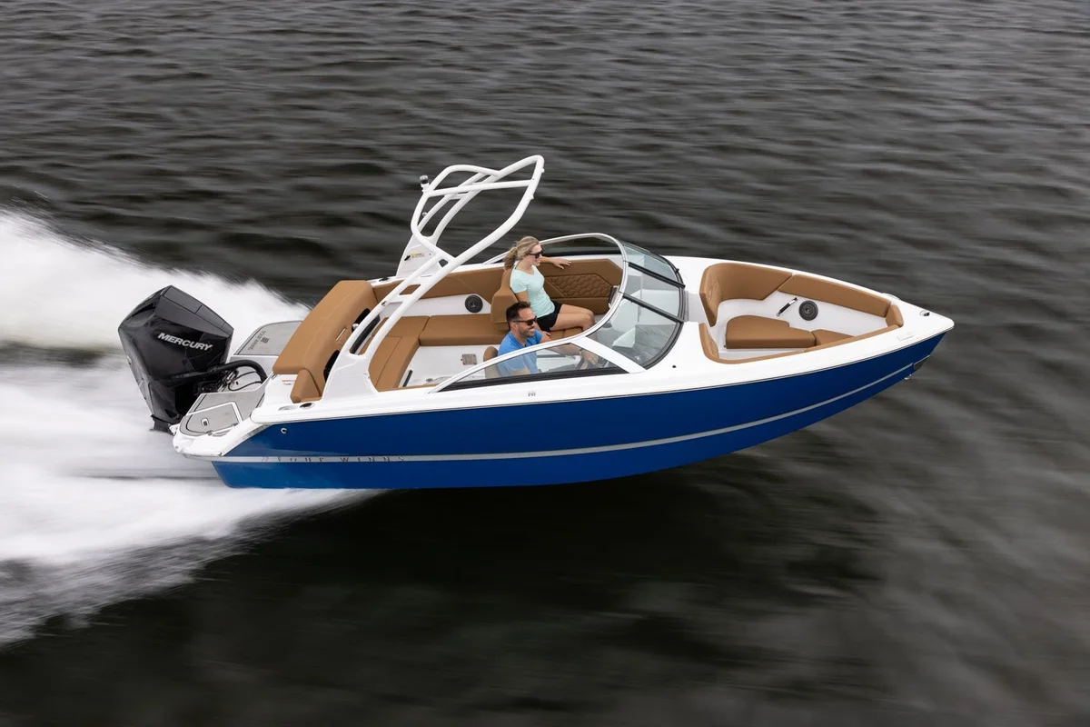 Four Winns H1 OB 2023 boat specs