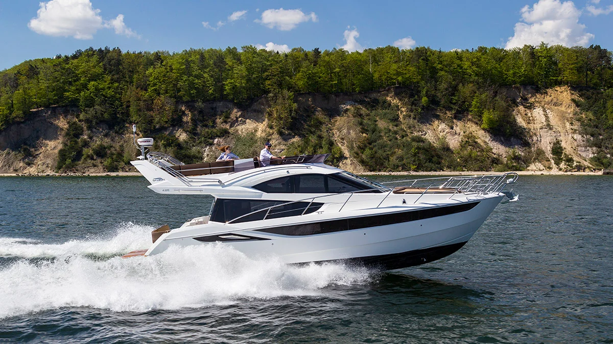 420 Fly Boat Specs