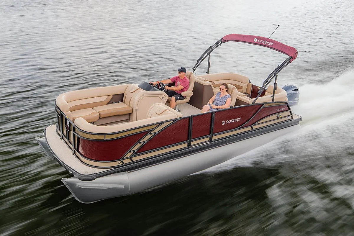 Monaco 235 SB Boat Specs