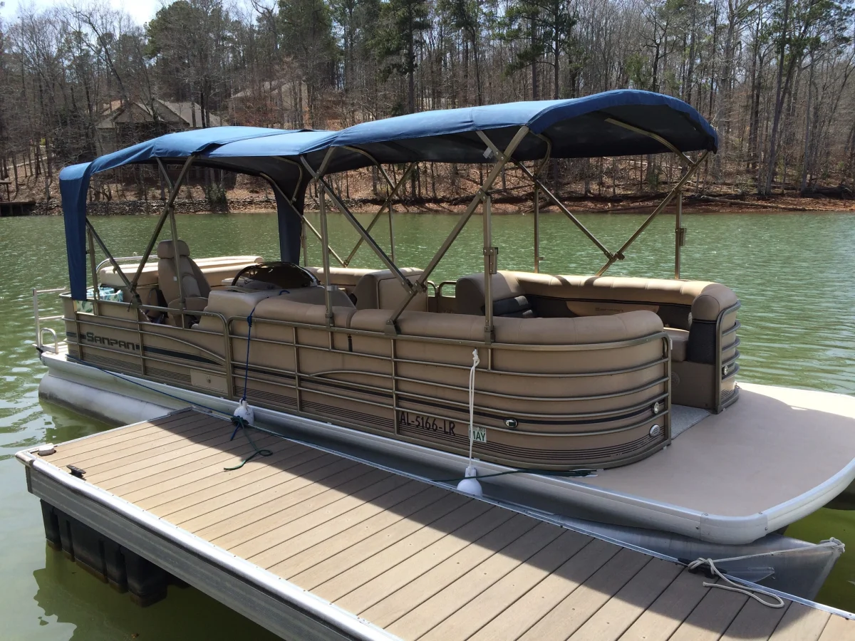SANPAN 2500 Boat Specs