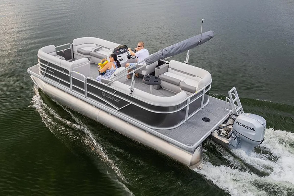 SW 2286 SBX Boat Specs