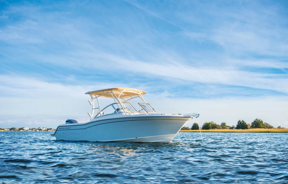 Grady-White Freedom 235 2022 boat specs