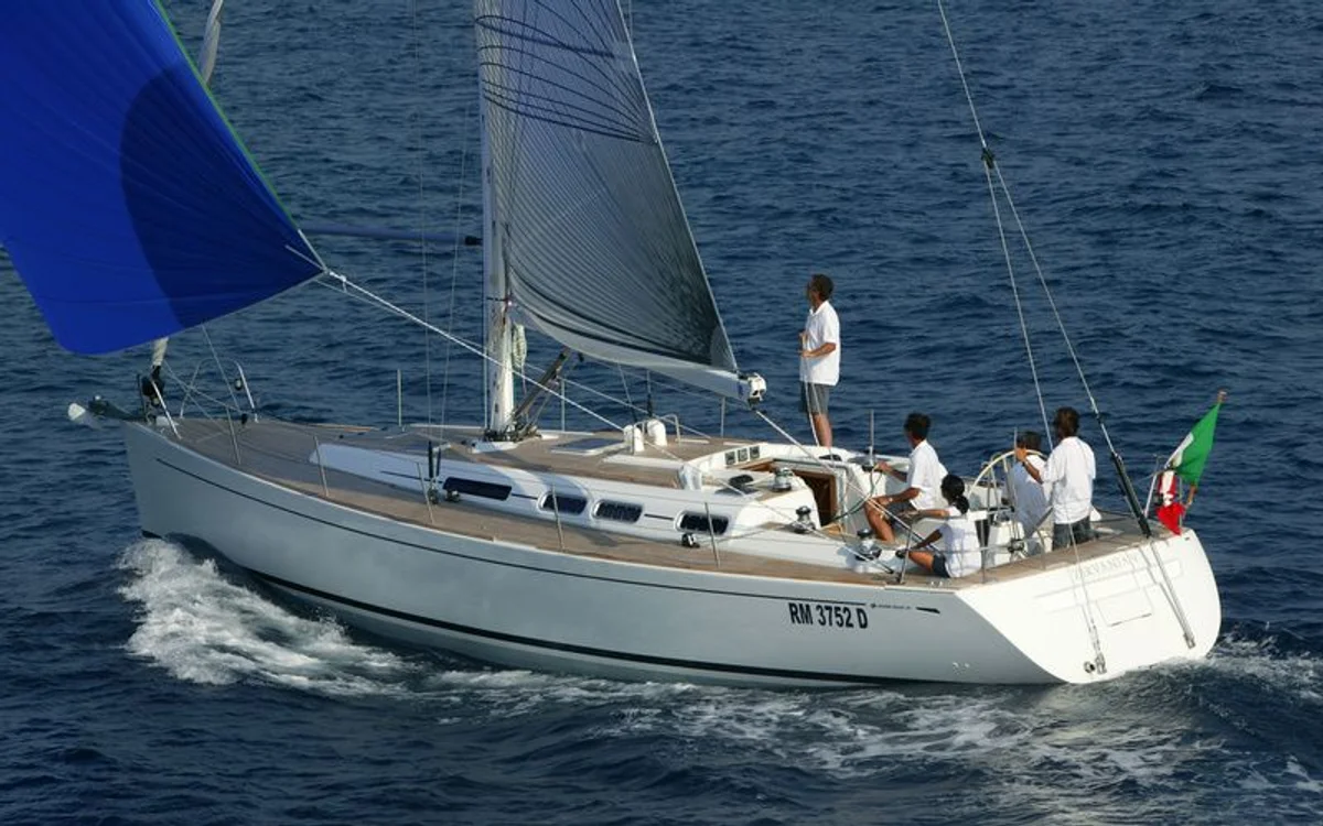Grand Soleil GS 45 2010 boat specs