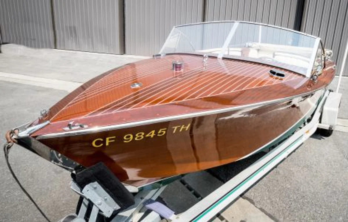 27' Sport Boat Specs