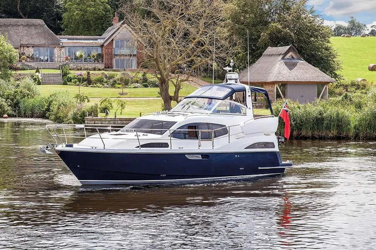Haines Marine 360 2024 boat specs