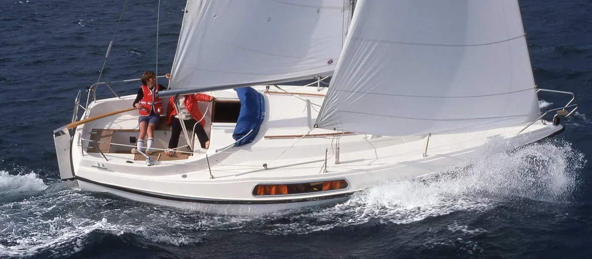 Hallberg - Rassy 26 1978 boat specs
