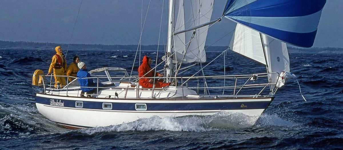 Hallberg - Rassy 312 1979 boat specs
