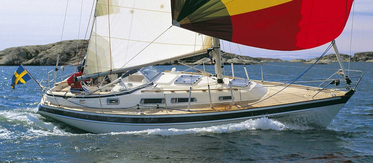 Hallberg - Rassy 34 Standard 1990 boat specs