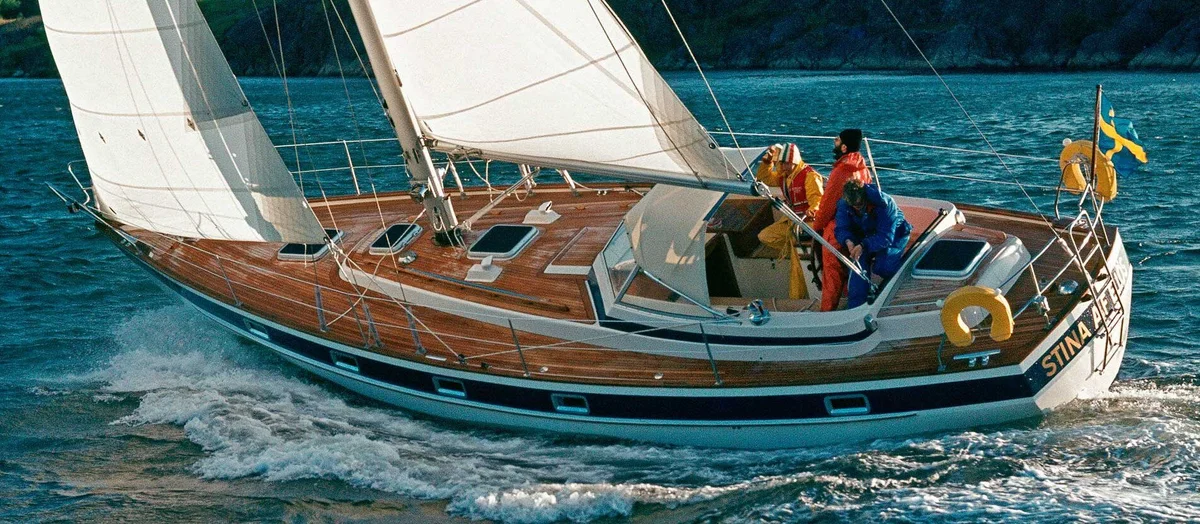 Hallberg - Rassy 38 1977 boat specs