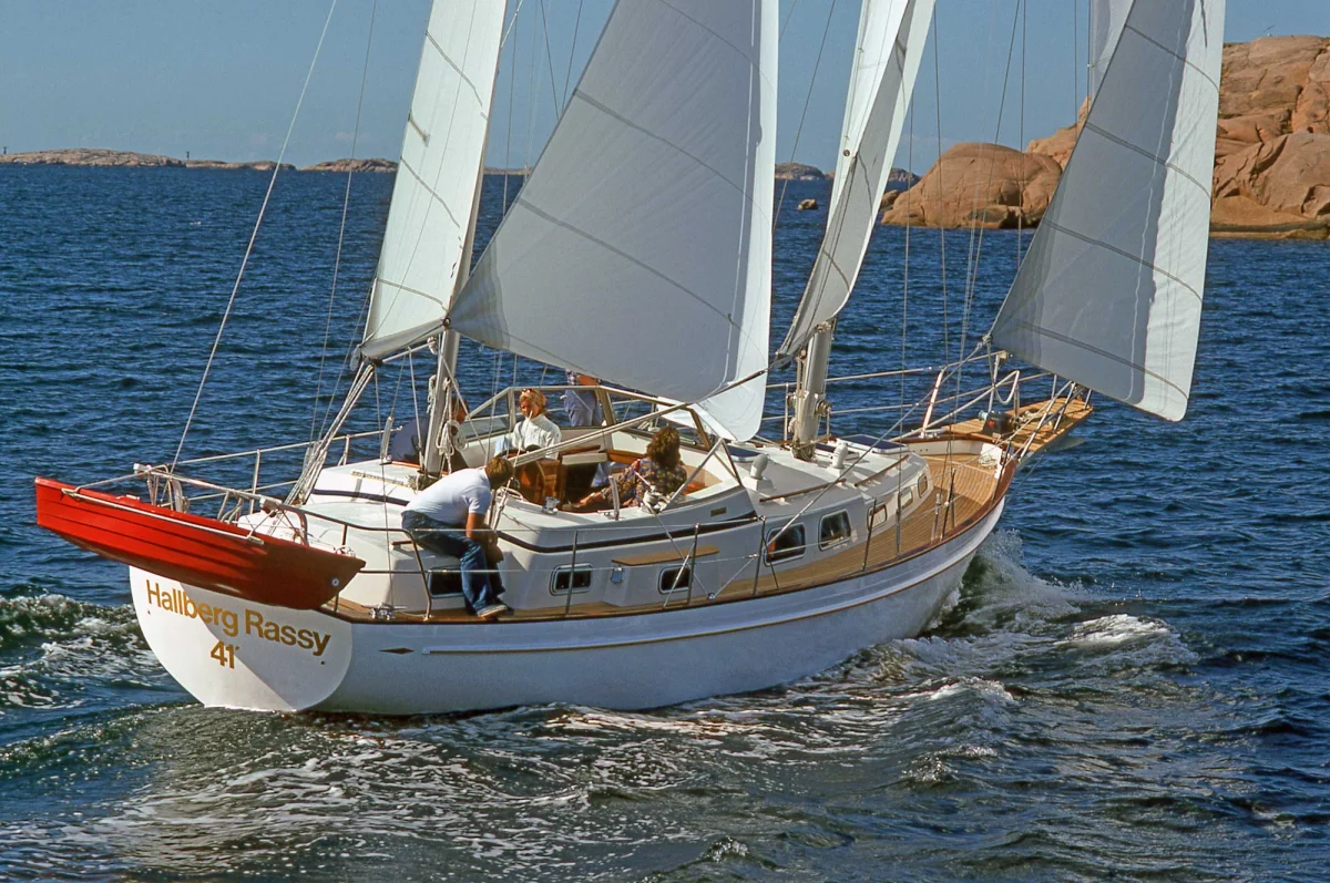 Hallberg - Rassy 41 1975 boat specs
