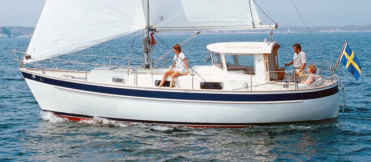 Hallberg - Rassy 94 Kutter 1981 boat specs