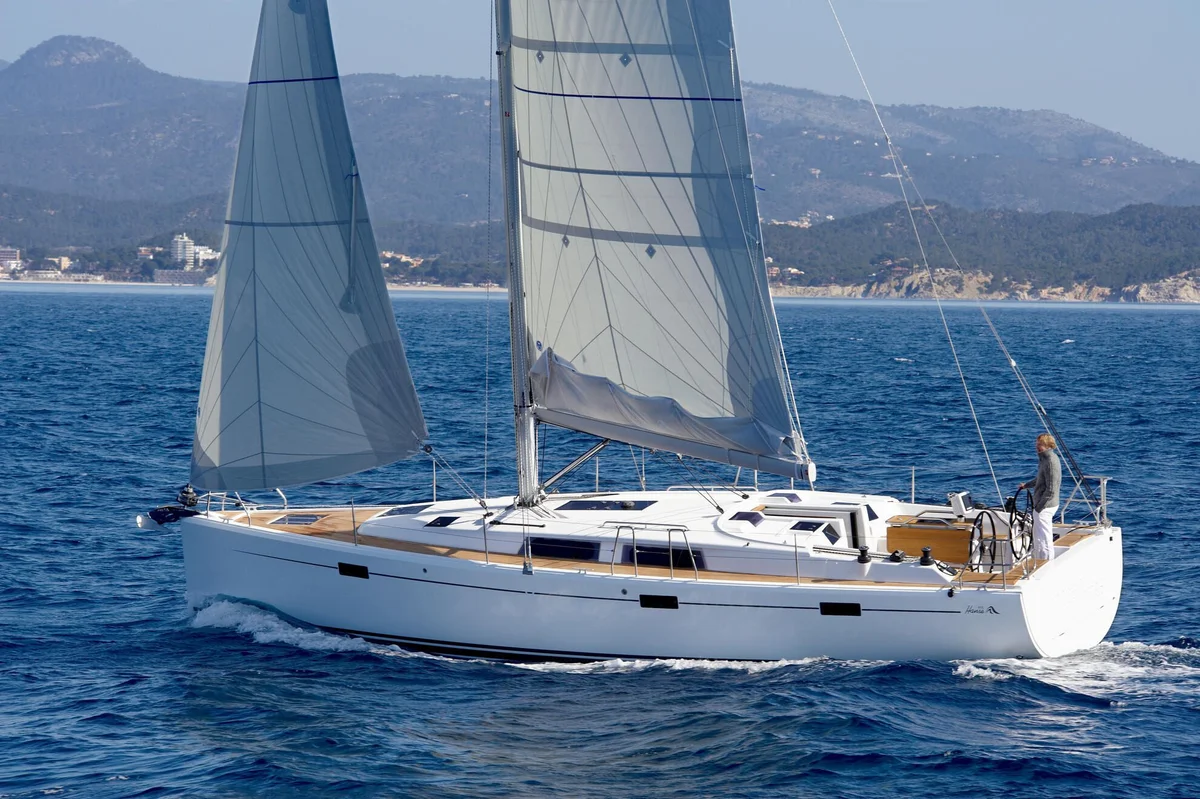 Hanse Yachts 415 Standard 2012 boat specs