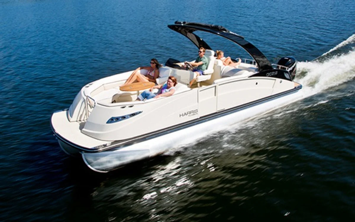 Harris Boats Crowne 250 2014 boat specs