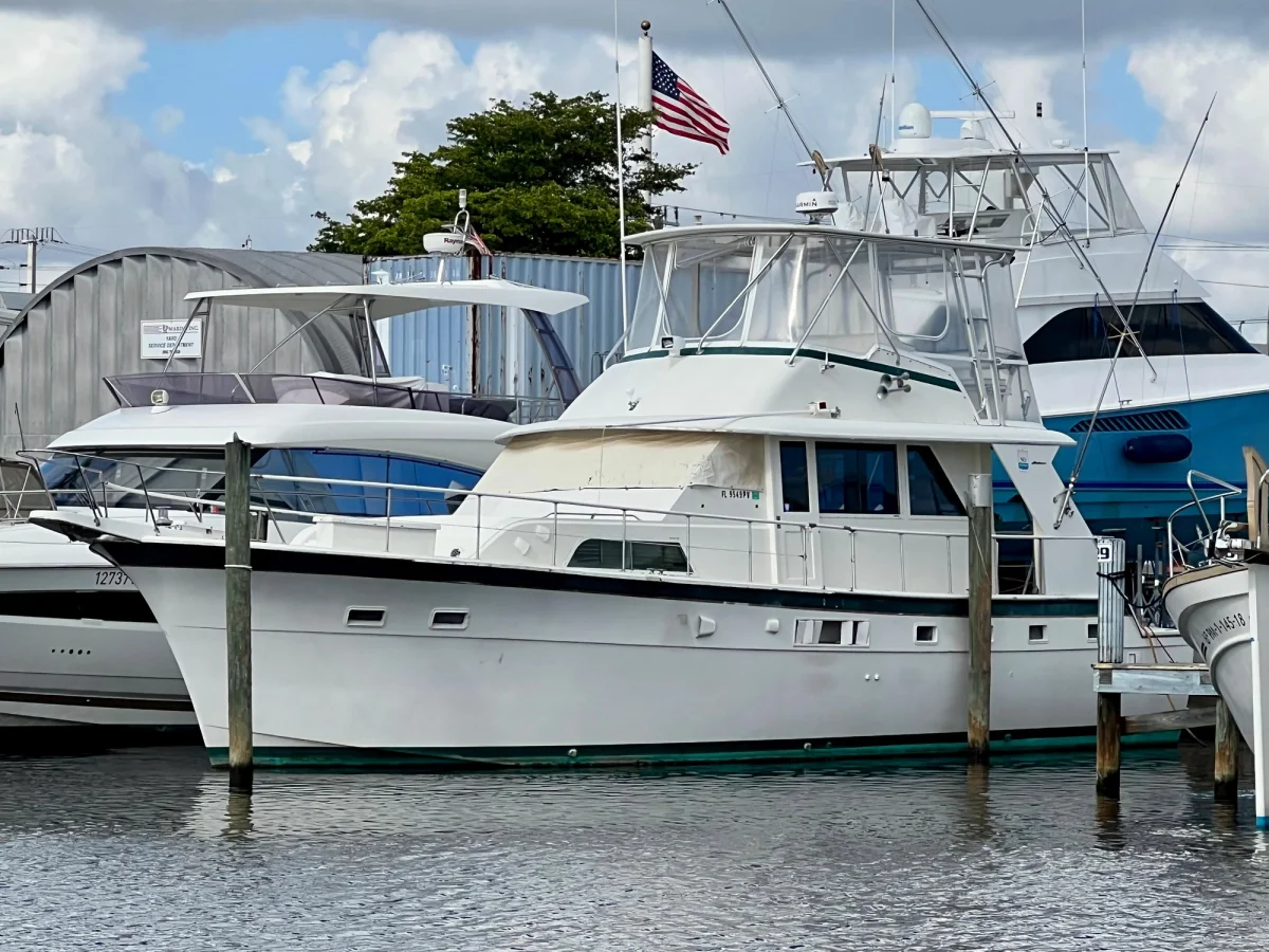 53 Yacht Fisherman Boat Specs