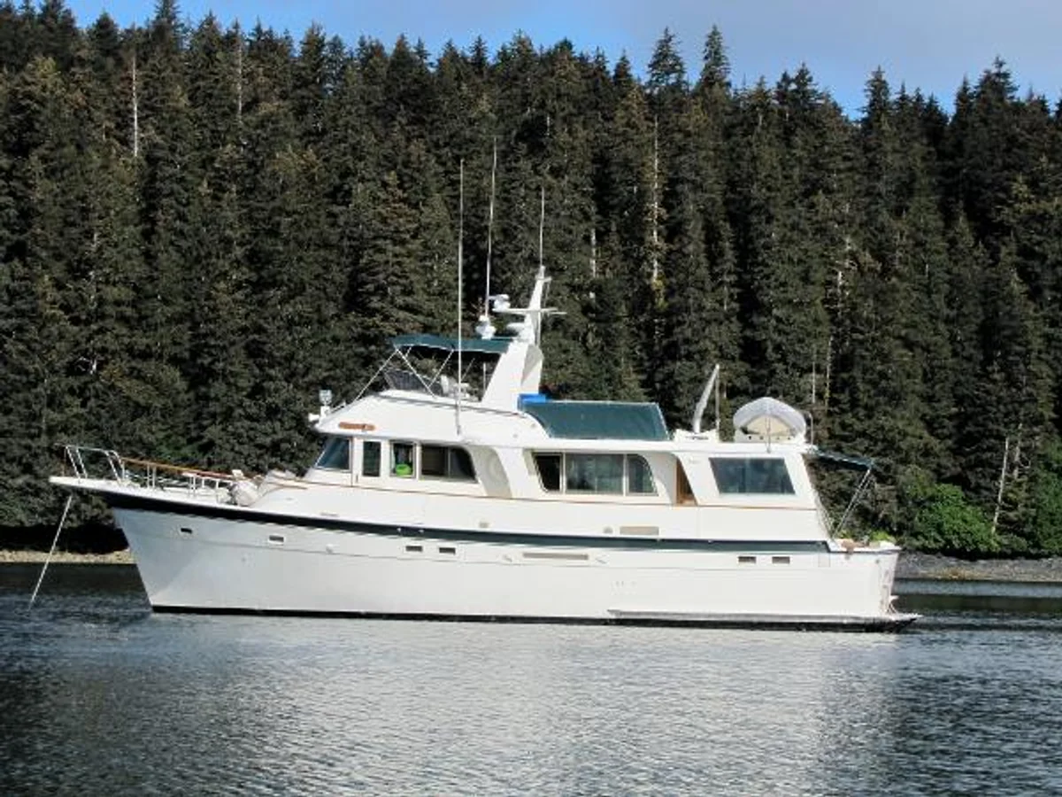 Hatteras Yachts 58 Long Range Cruiser 1980 boat specs