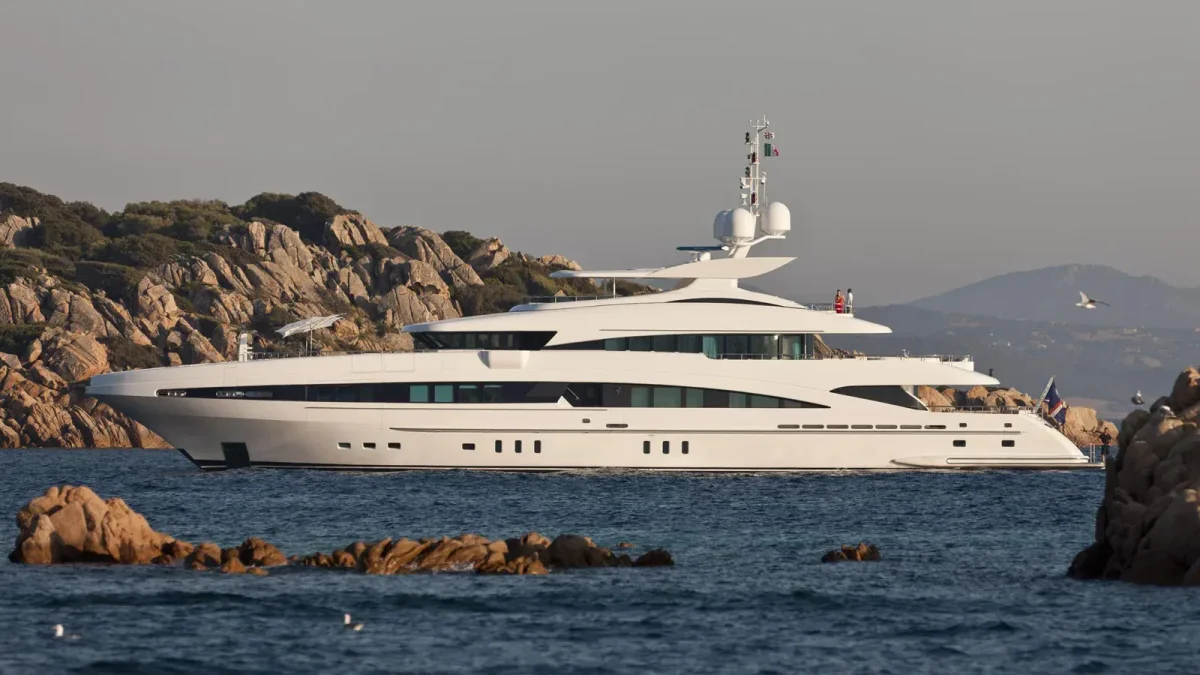 Heesen Yachts Man of Steel 2008 boat specs