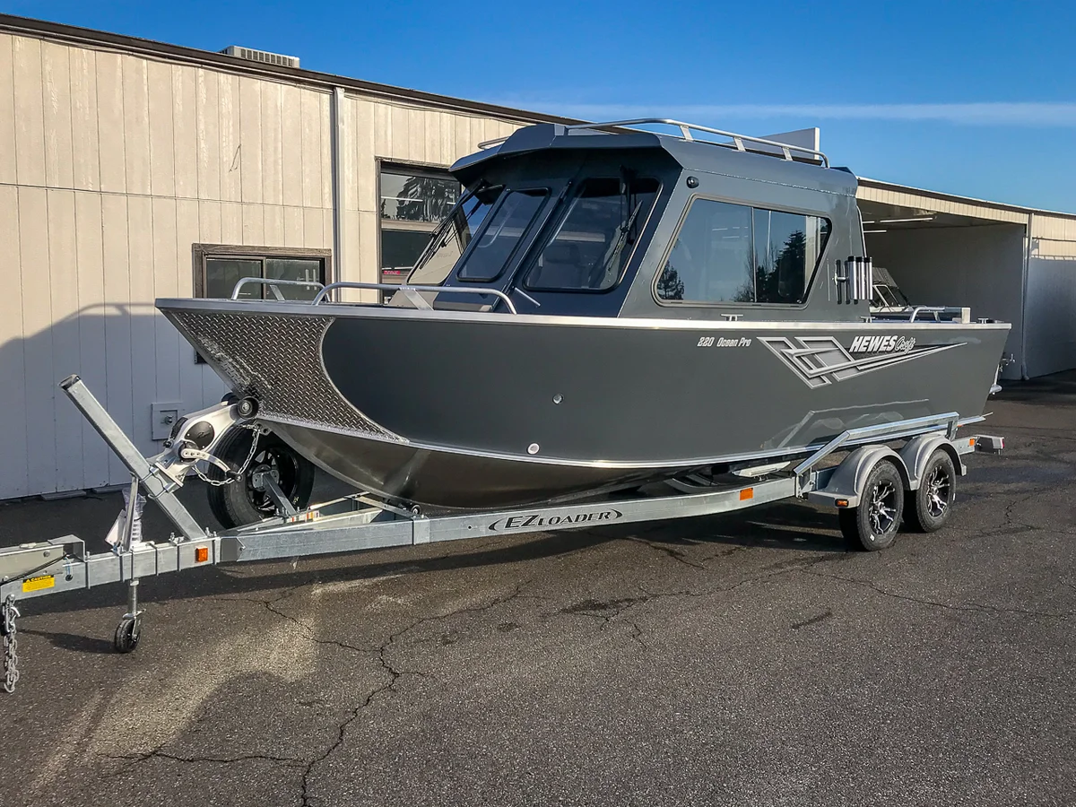220 Ocean Pro HT - ON ORDER Boat Specs