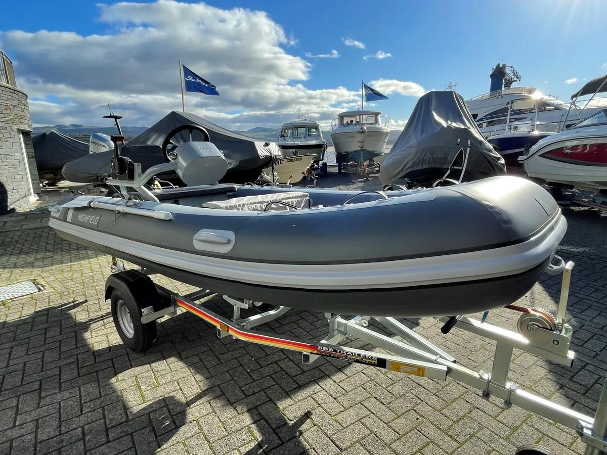 Highfield 380 Classic 2021 boat specs