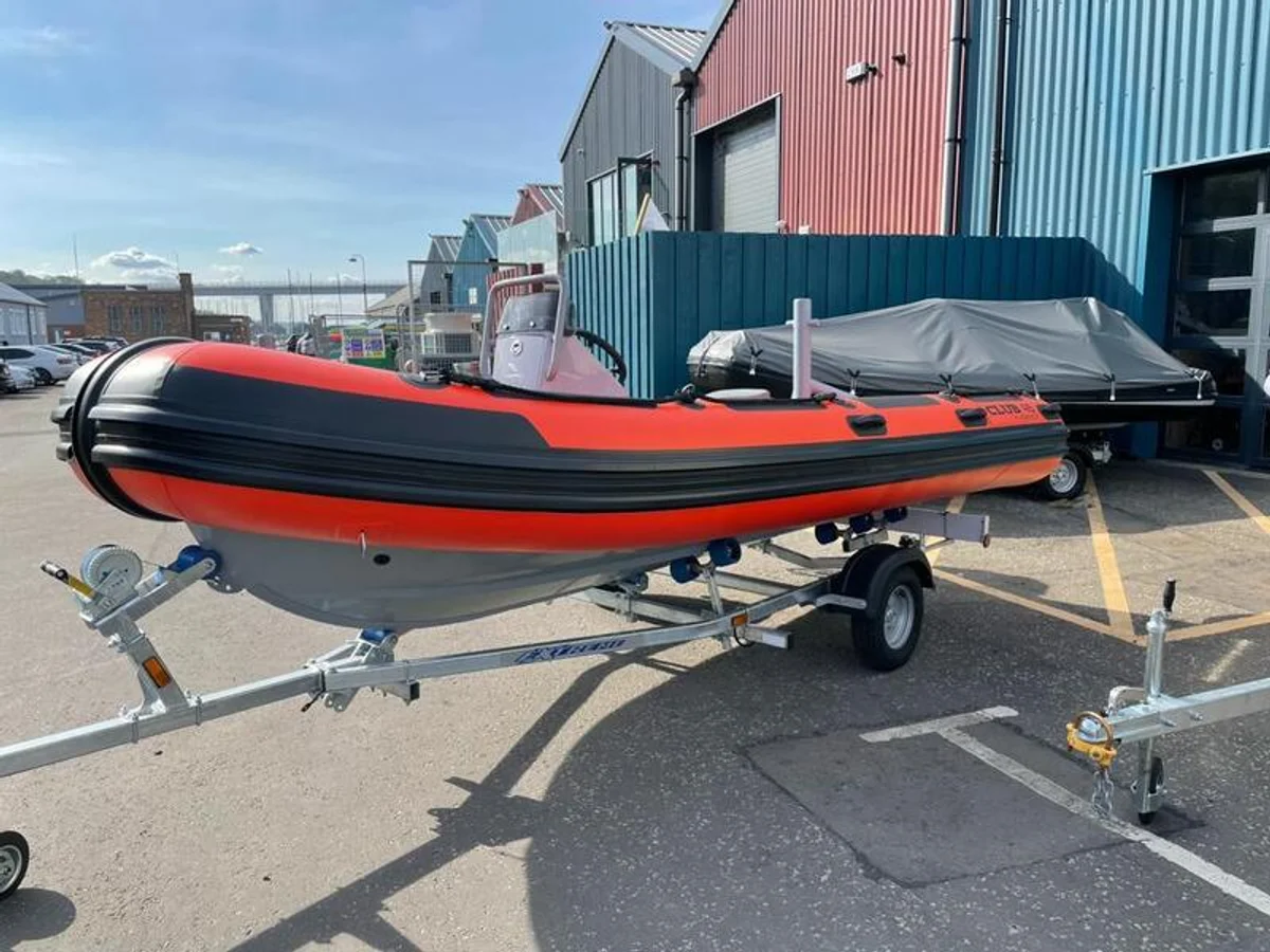 Highfield Club 46 2021 boat specs