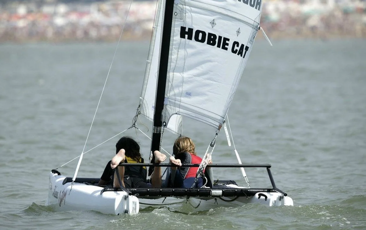 Hobie Cat  Hobie Cat Catsy 2003 boat specs