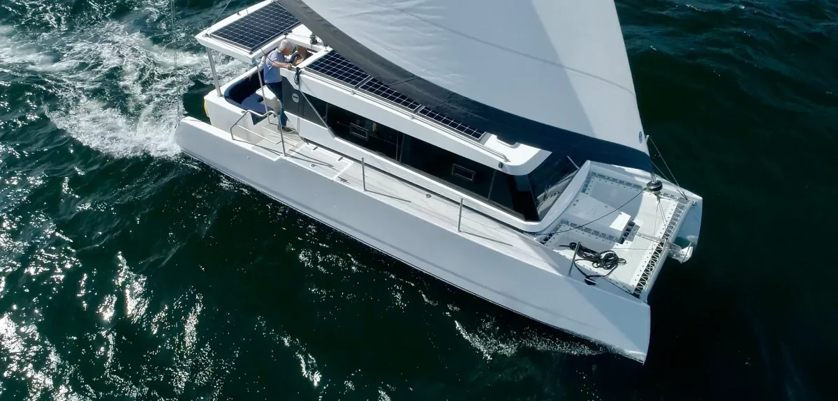 30 Boat Specs