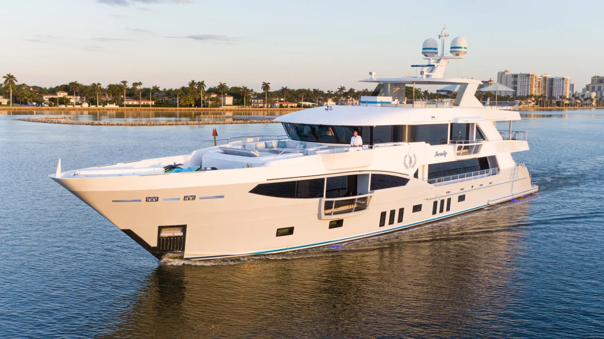 133 Motor Yacht Boat Specs
