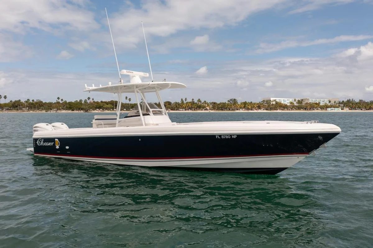 Intrepid Powerboats Open 2008 boat specs