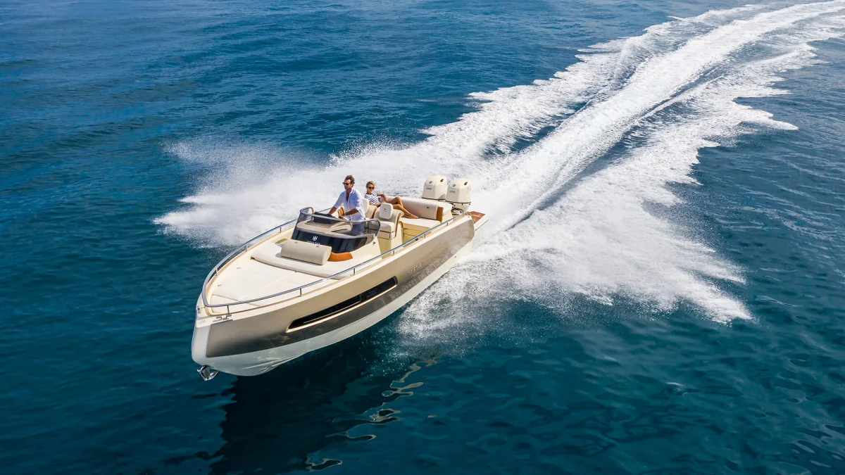 Invictus Yacht GT280S GT 2020 boat specs
