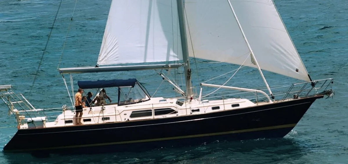 Island Packet Yachts Island Packet 525 2015 boat specs